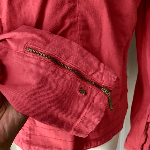 Tommy Hilfiger Red Denim Jacket RARE, Vintage - Picture 4 of 9